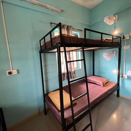 Backpackershostel Пуне Екстер'єр фото